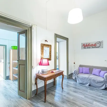 Appartamento Vico 6 - Enchanting View In The Center